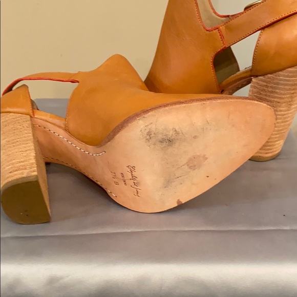 Elizabeth and James Tan Bootie - Picture 5 of 5